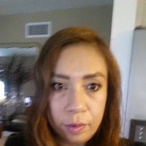 Meet your Posher, Gloria